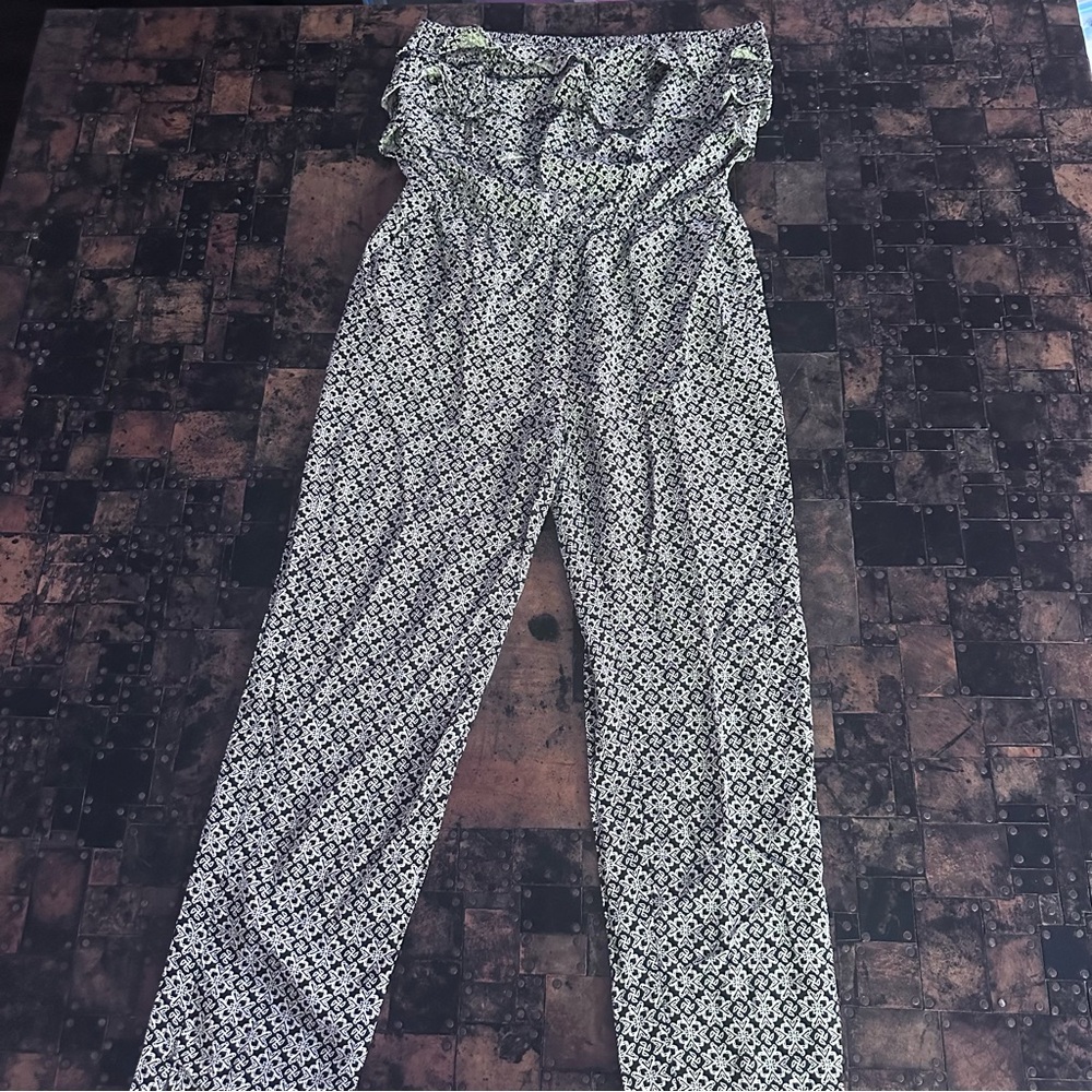 Blu Pepper Floral Flowy Jumpsuit